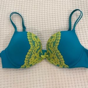 Victoria’s Secret Very Sexy Push-up Bra